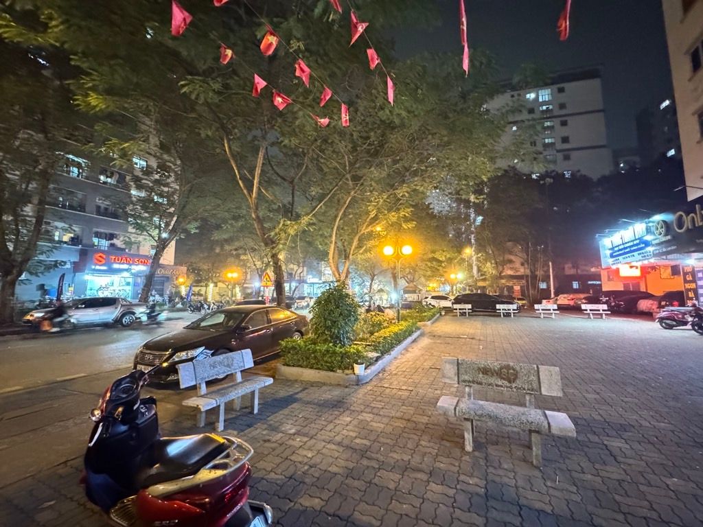 Bán nhà Bắc Linh Đàm - diện tích 86m2 1 tầng - ô tô đỗ cửa - giá 6,6 tỷ