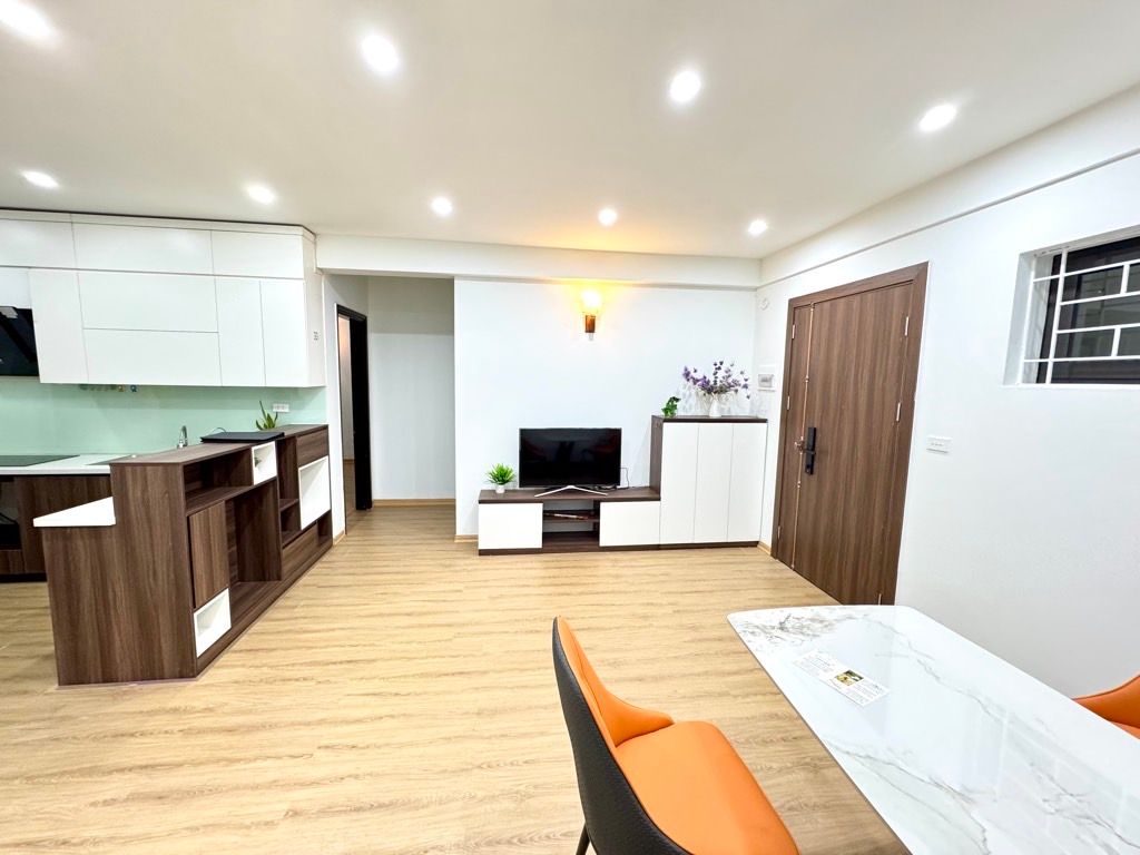 Bán nhà Bắc Linh Đàm - diện tích 86m2 1 tầng - ô tô đỗ cửa - giá 6,6 tỷ