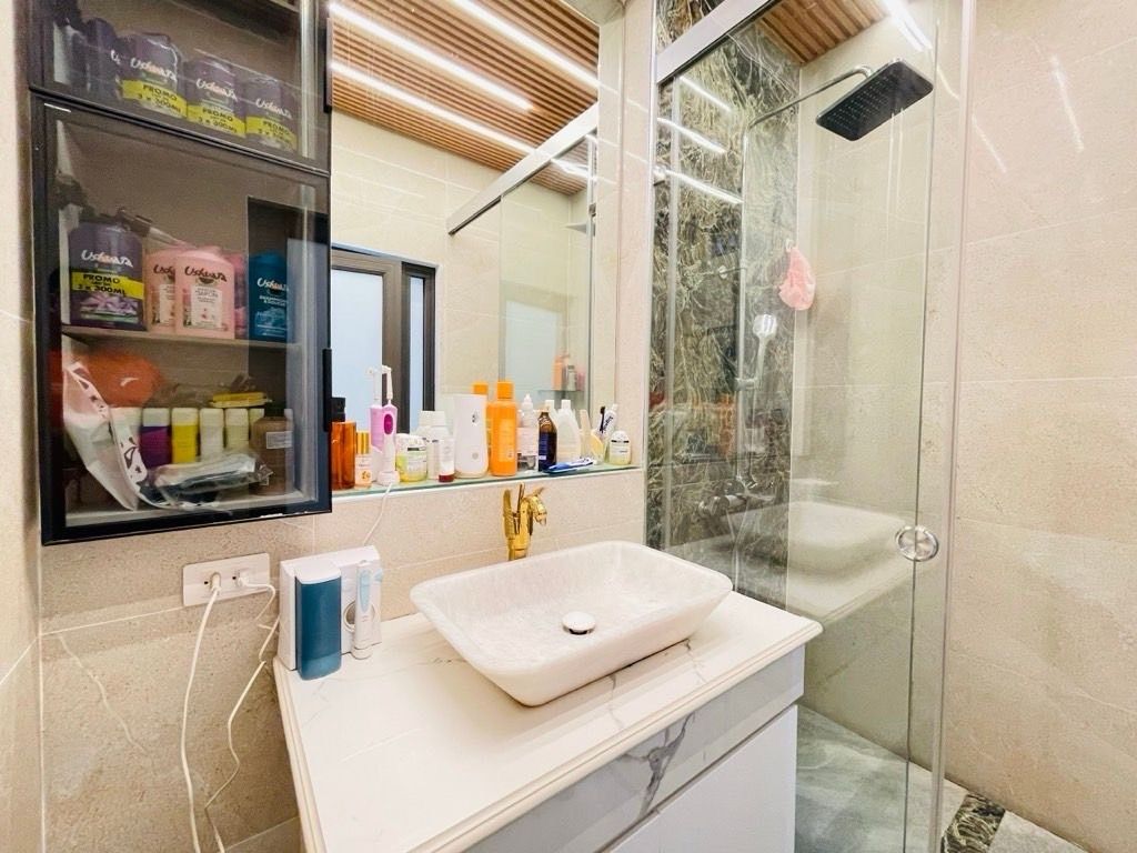 Bán nhà Trương Định - diện tích 70,5m2 2 tầng - Ô tô - giá 23,5 tỷ