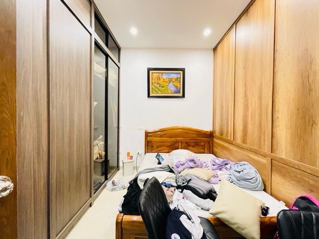 Bán nhà Trương Định - diện tích 70,5m2 2 tầng - Ô tô - giá 23,5 tỷ