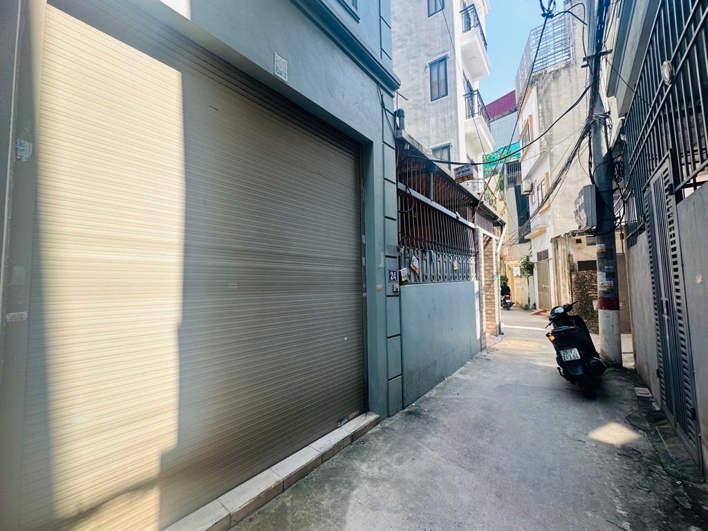 Bán nhà Nam Dư - diện tích 50m2 4 tầng - Ô tô đỗ cửa - giá 8,5 tỷ