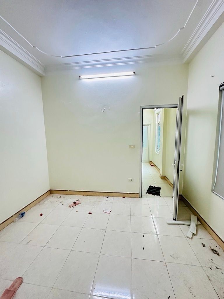 Bán nhà Nam Dư - diện tích 50m2 4 tầng - Ô tô đỗ cửa - giá 8,5 tỷ