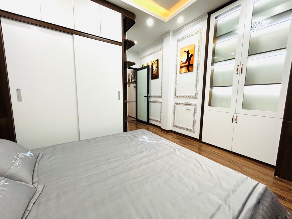 Bán nhà Vân Đồn - diện tích 27.7m2 5 tầng - Cực hiếm nhà bán - giá 7,4 tỷ