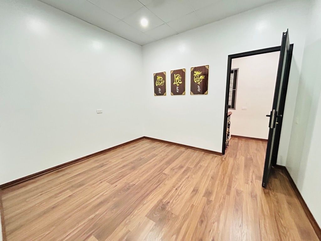 Bán nhà Vân Đồn - diện tích 27.7m2 5 tầng - Cực hiếm nhà bán - giá 7,4 tỷ