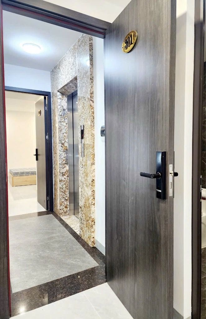 Bán nhà Bùi Xương Trạch - diện tích 59m2 7 tầng - ô tô đỗ cửa - giá 16,8 tỷ