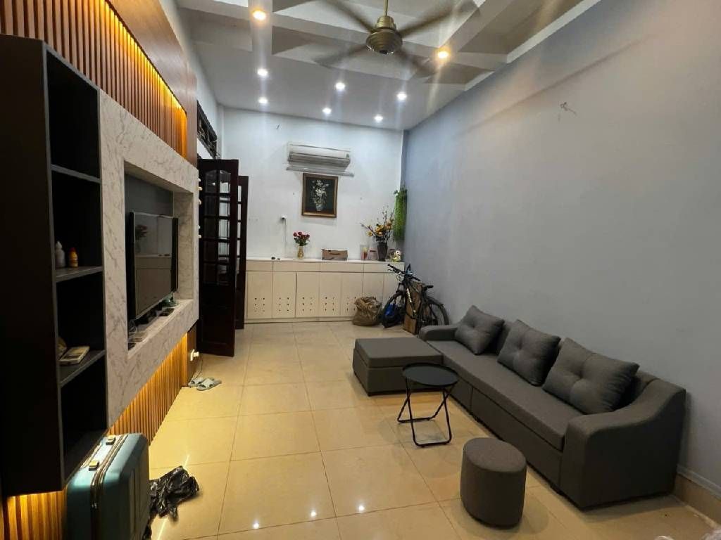 Bán nhà Lương Đình Của - diện tích 45.7m2 4 tầng - gần ô tô - giá 11,5 tỷ