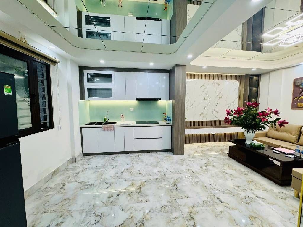 Bán nhà Đê Trần Khát Chân - diện tích 29,6m2 4 tầng - Nhà đẹp ở ngay - giá 7,5 tỷ