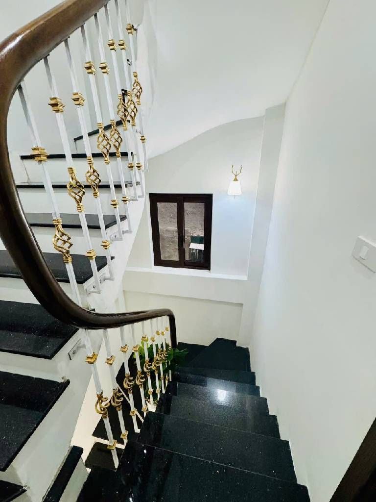 Bán nhà Đê Trần Khát Chân - diện tích 29,6m2 4 tầng - Nhà đẹp ở ngay - giá 7,5 tỷ