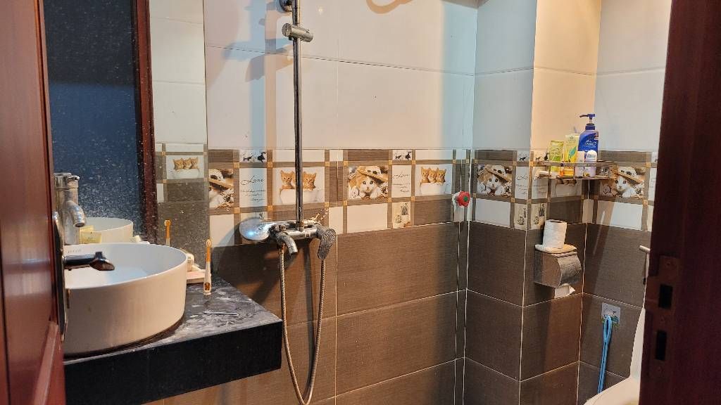 Bán nhà Bạch Đằng - diện tích 33.2m2 6 tầng - Mặt phố đắc địa, gần phố cổ - giá 11,6 tỷ