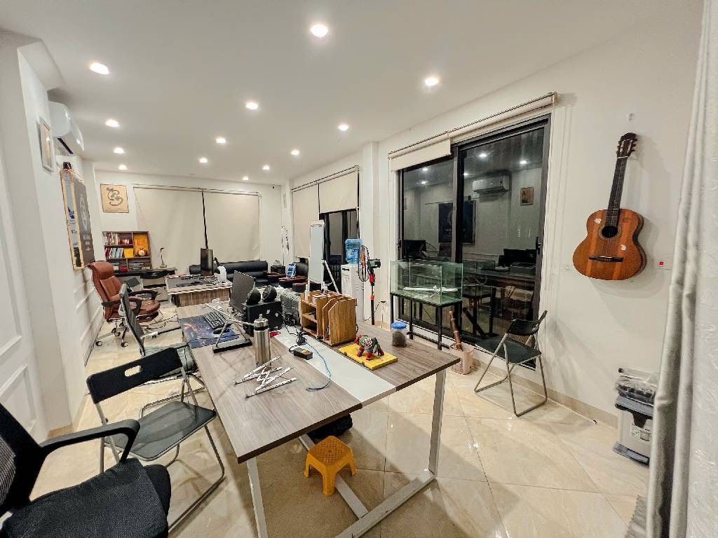 Bán nhà Láng Hạ - diện tích 32m2 6 tầng - Lô góc - giá 20 tỷ