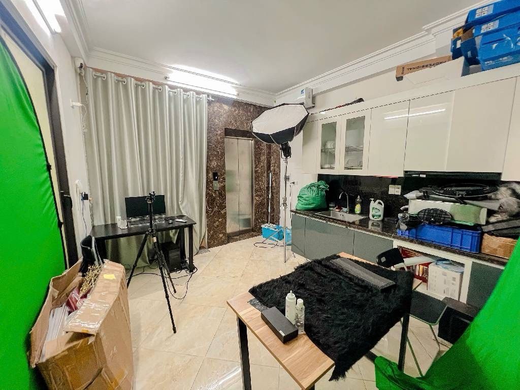 Bán nhà Láng Hạ - diện tích 32m2 6 tầng - Lô góc - giá 20 tỷ