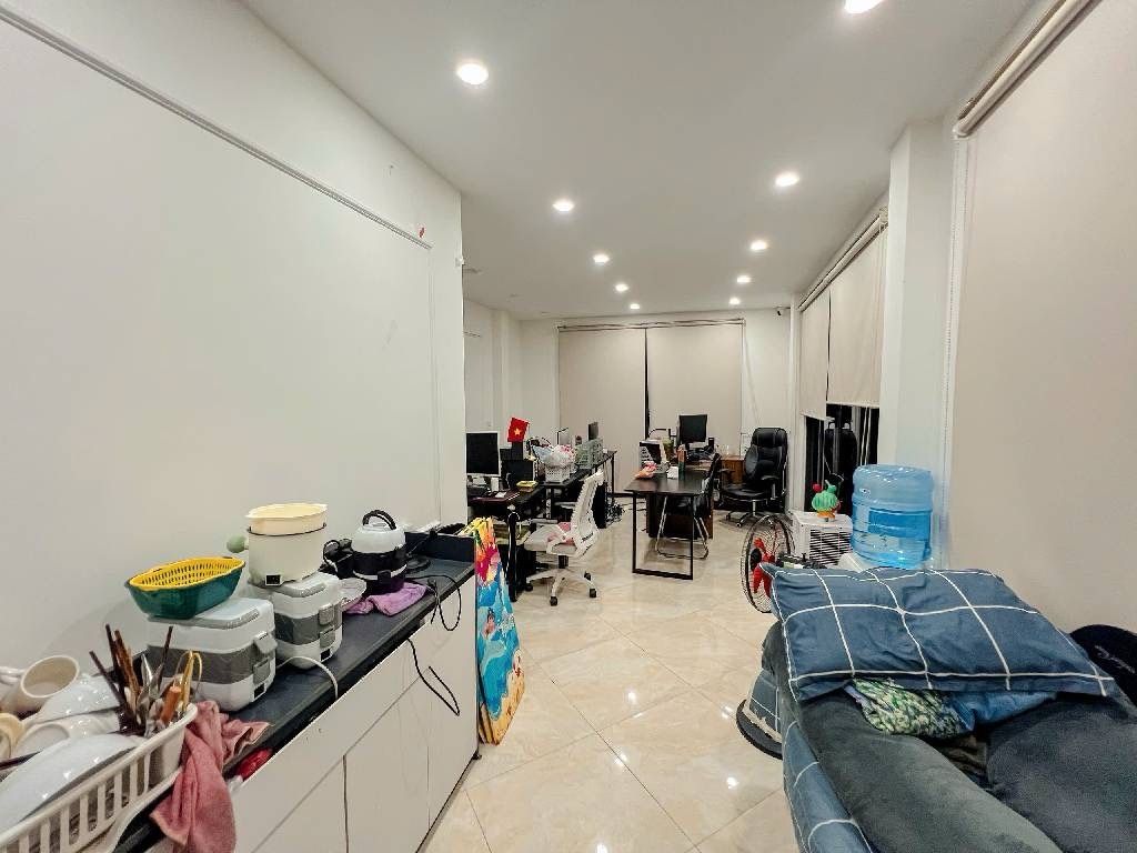 Bán nhà Láng Hạ - diện tích 32m2 6 tầng - Lô góc - giá 20 tỷ