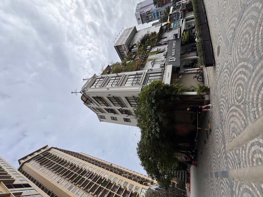 Bán nhà Láng Hạ - diện tích 32m2 6 tầng - Lô góc - giá 20 tỷ