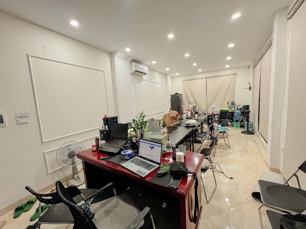 Bán nhà Láng Hạ - diện tích 32m2 6 tầng - Lô góc - giá 20 tỷ