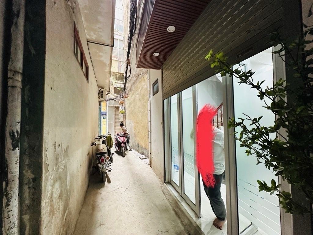 Bán nhà Hoàng Mai - diện tích 22m2 5 tầng - gần ô tô - giá 6,2 tỷ