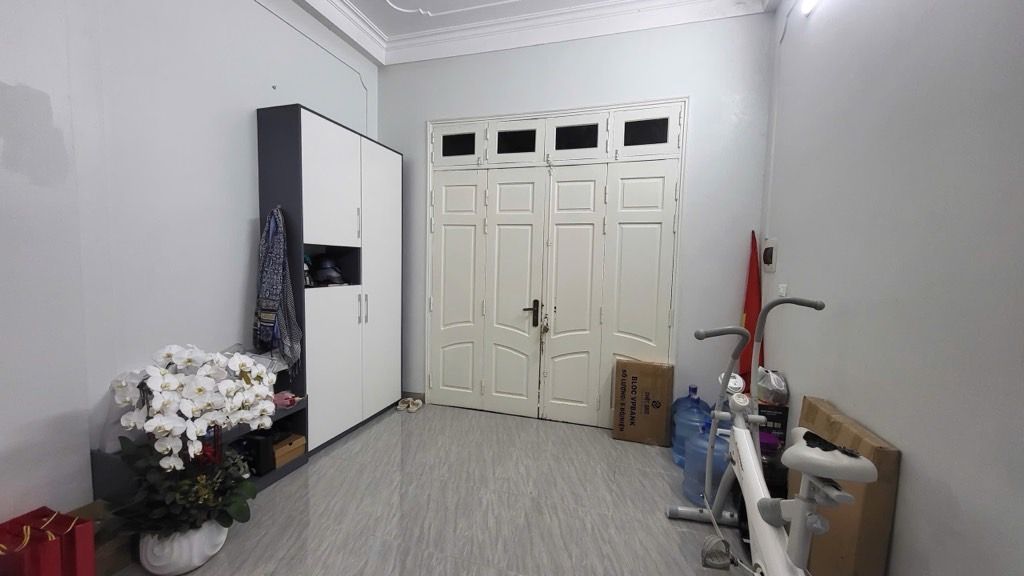 Bán nhà Khương Trung - diện tích 38.5m2 6 tầng - Ô tô đỗ cửa - giá 12,6 tỷ