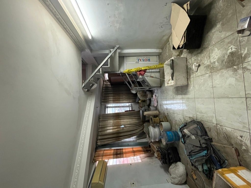 Bán nhà Kim Ngưu - diện tích 25m2 7 tầng - Mặt phố - giá 7 tỷ