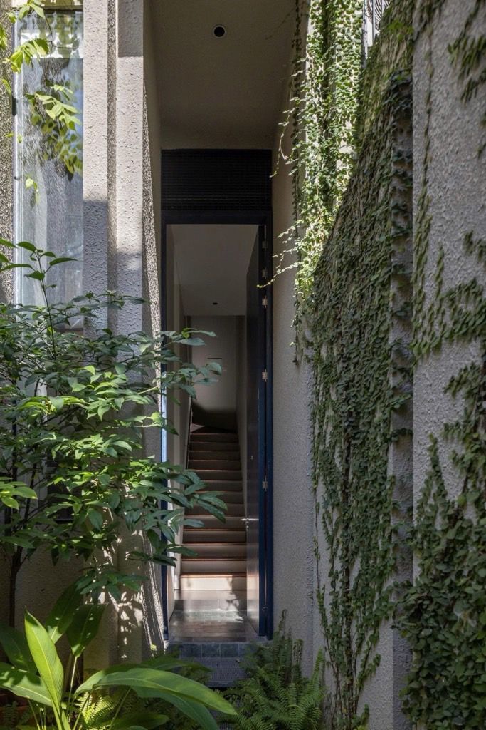 Bán nhà Nguyễn An Ninh - diện tích 77m2 4 tầng - Ô tô qua nhà - giá 24 tỷ