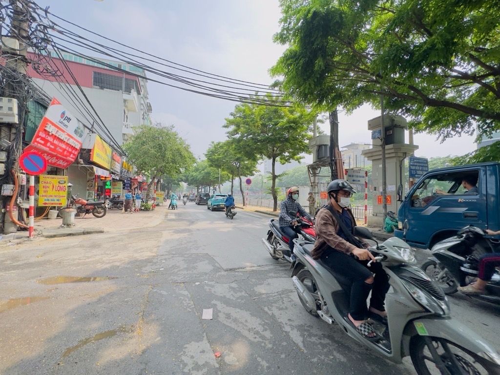 Bán nhà Khương Đình - diện tích 49m2 6 tầng - Lô góc ô tô tránh - giá 17 tỷ