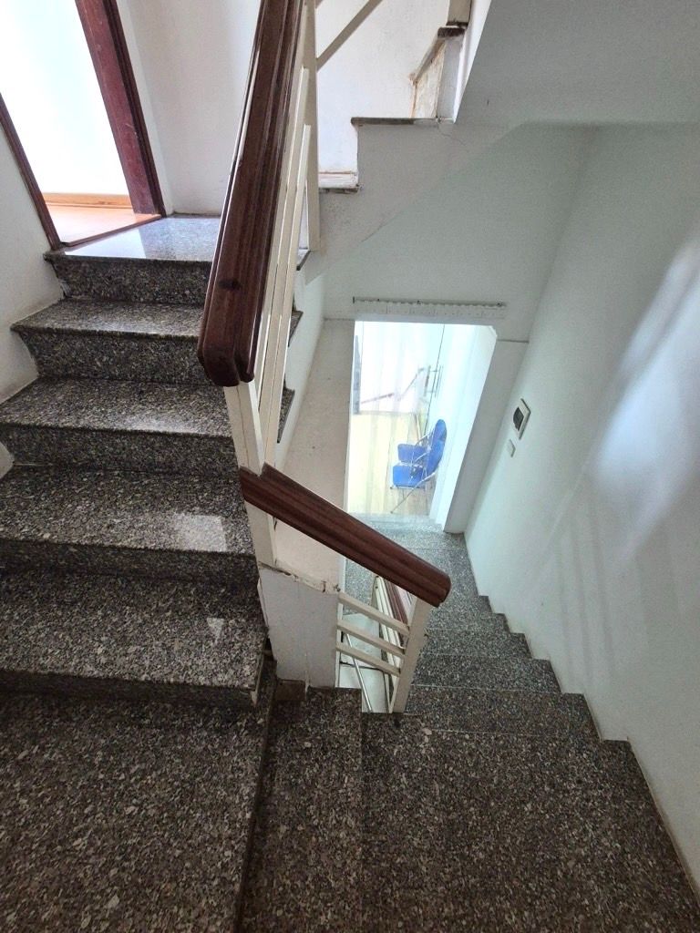 Bán nhà Khương Đình - diện tích 49m2 6 tầng - Lô góc ô tô tránh - giá 17 tỷ