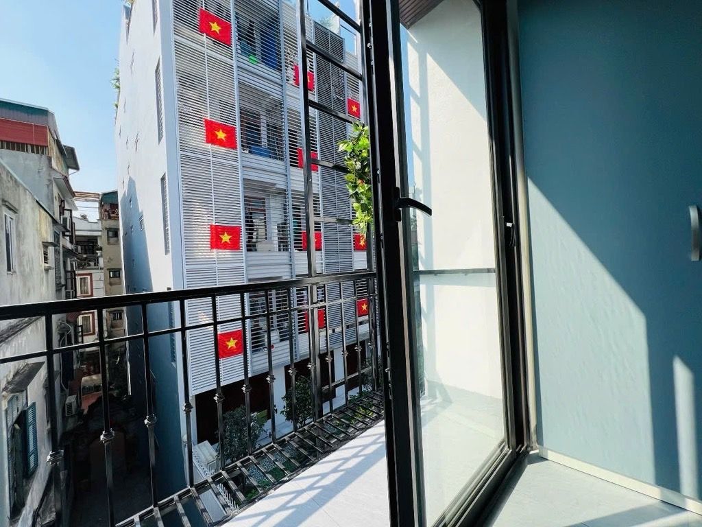 Bán nhà Hoàng Mai - diện tích 75m2 7 tầng - Ô tô tránh - giá 14,9 tỷ