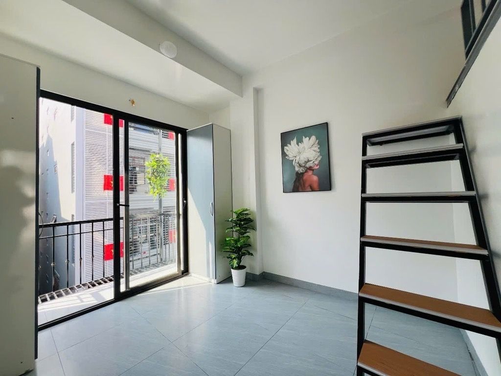 Bán nhà Hoàng Mai - diện tích 75m2 7 tầng - Ô tô tránh - giá 14,9 tỷ