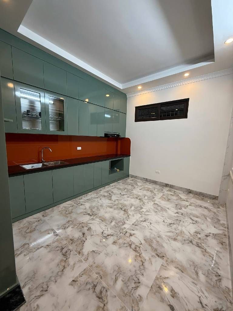 Bán nhà Tam Trinh - diện tích 51m2 5 tầng - Thang Máy - giá 12,9 tỷ