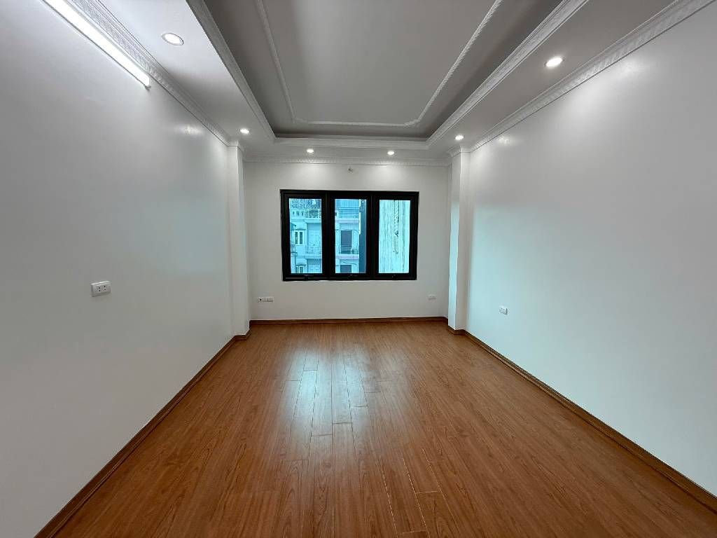 Bán nhà Tam Trinh - diện tích 51m2 5 tầng - Thang Máy - giá 12,9 tỷ