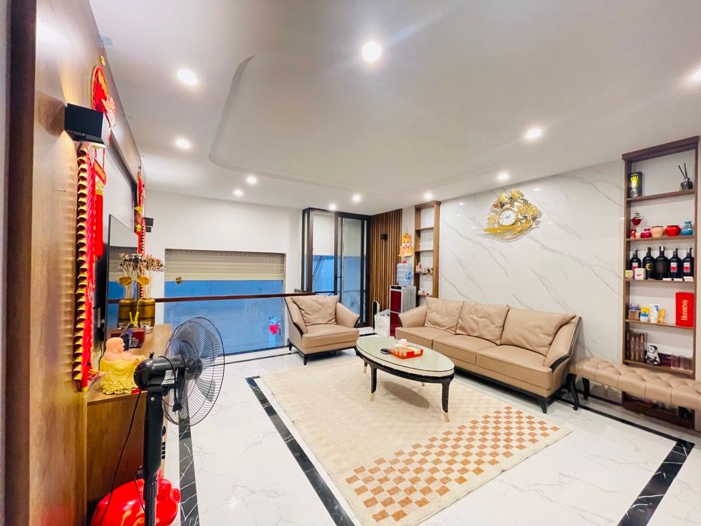 Bán nhà Đông Tác - diện tích 40m2 6 tầng - Nhà siêu đẹp, thiết kế hiện đại - giá 13,2 tỷ