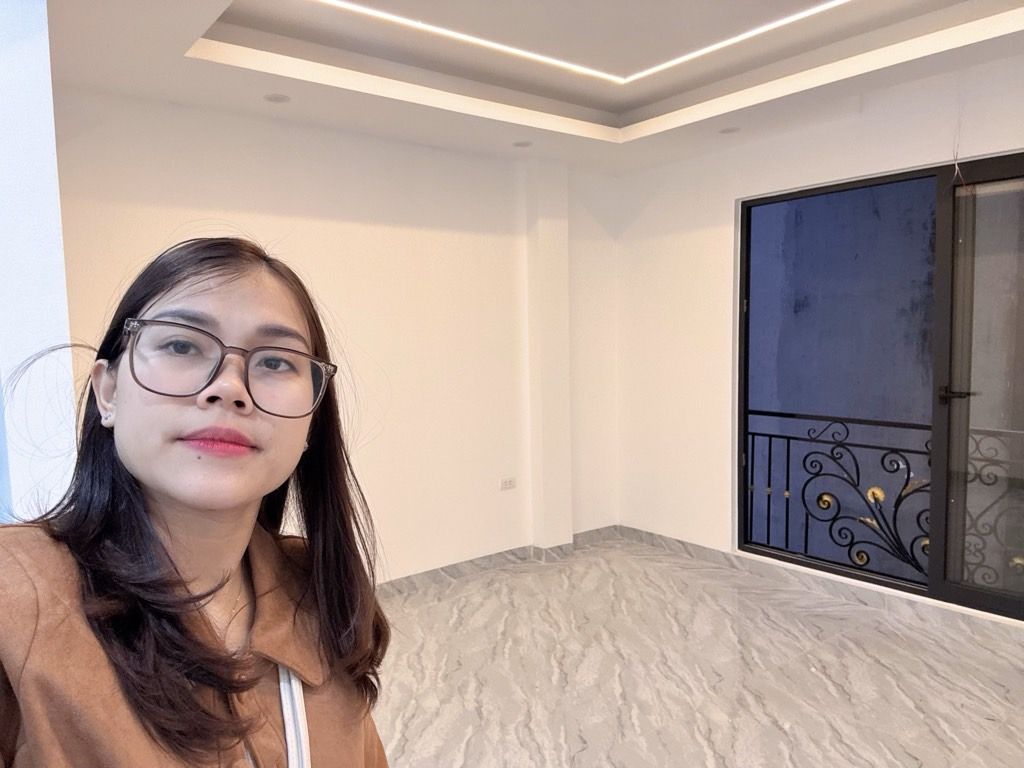 Bán nhà Minh Khai - diện tích 50m2 5 tầng - Thang máy - giá 13,5 tỷ