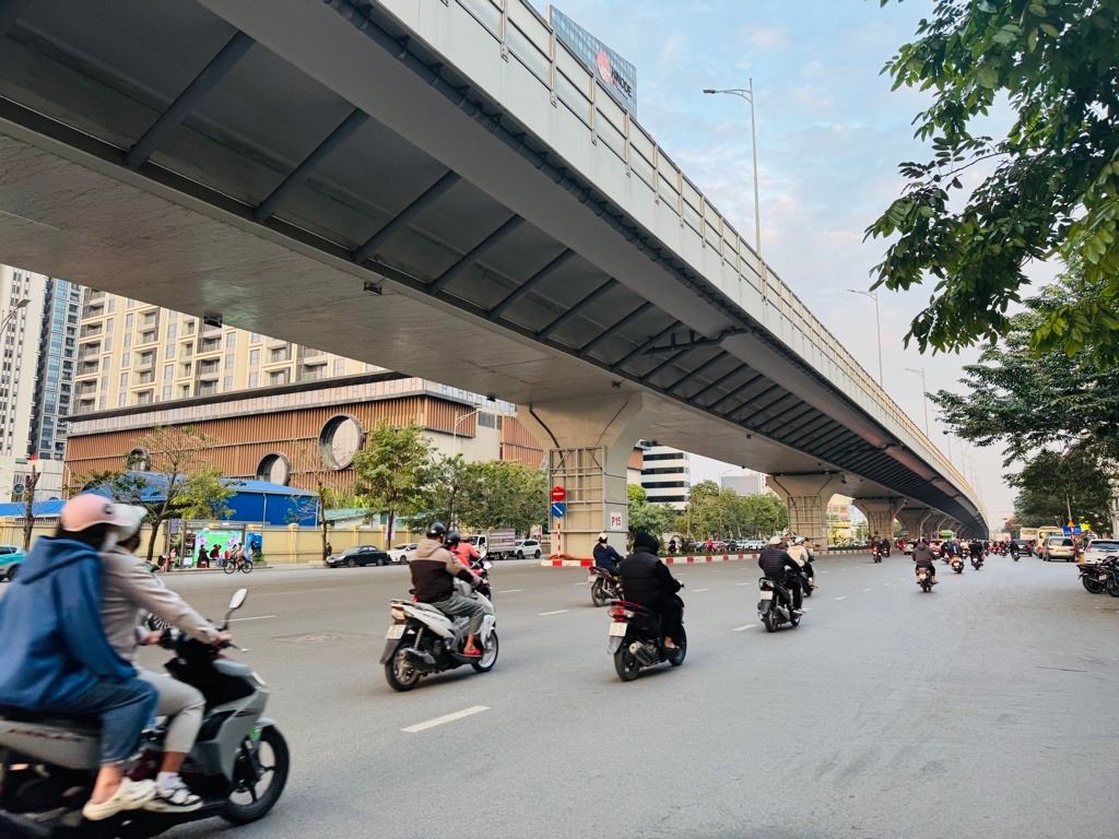 Bán nhà Minh Khai - diện tích 50m2 5 tầng - Thang máy - giá 13,5 tỷ