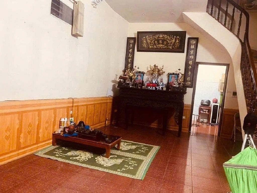 Bán nhà Nguyễn Chính - diện tích 77m2 3 tầng - Ô TÔ TRÁNH - giá 18,3 tỷ