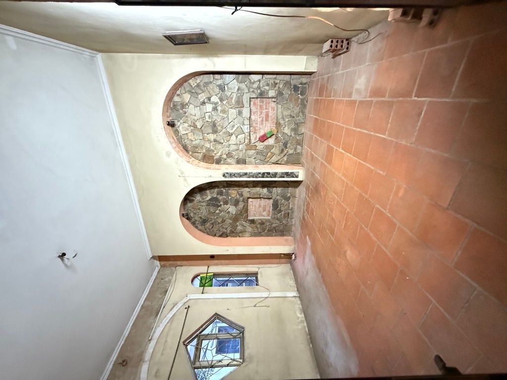 Bán nhà Nguyễn Trãi - diện tích 34,1m2 3 tầng - LÔ GÓC 2 MẶT TIỀN - Ô TÔ - KINH DOANH - giá 10,8 tỷ