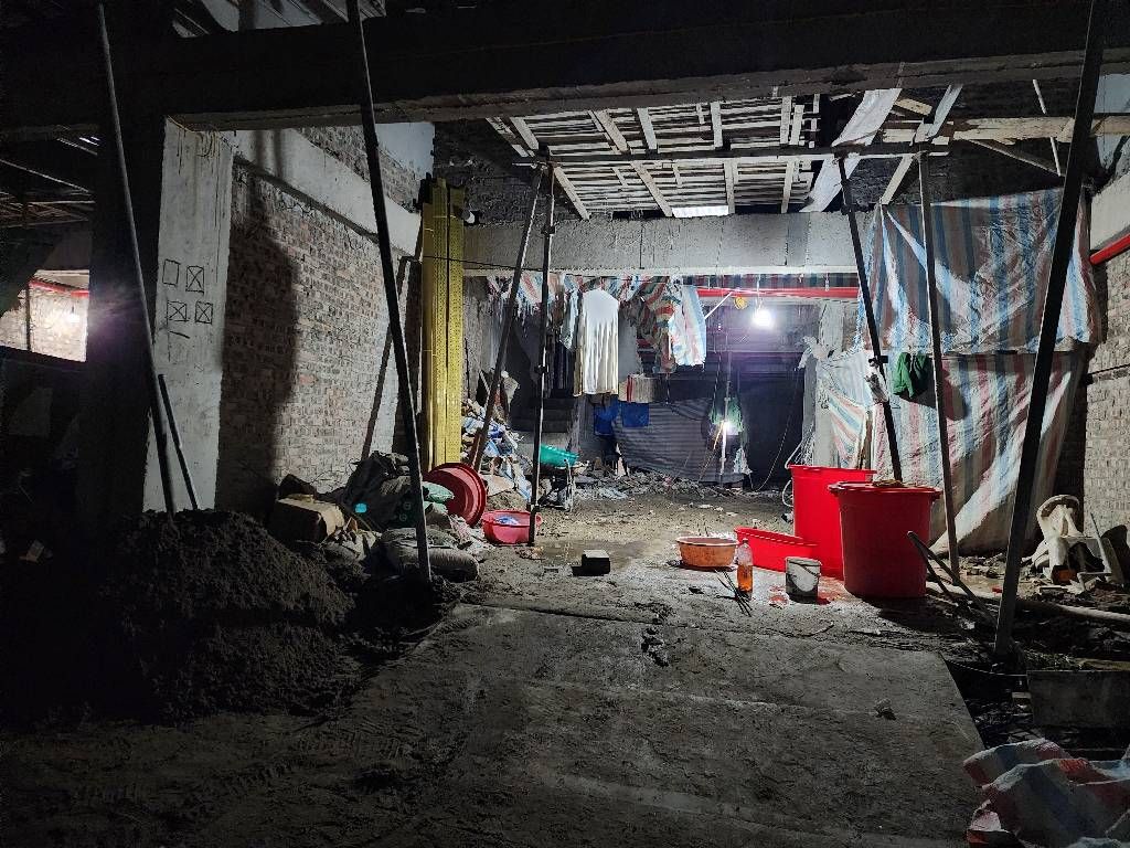 Bán nhà Bùi Xương Trạch - diện tích 70m2 7 tầng - Tòa căn hộ dịch vụ mới koong - giá 22,8 tỷ