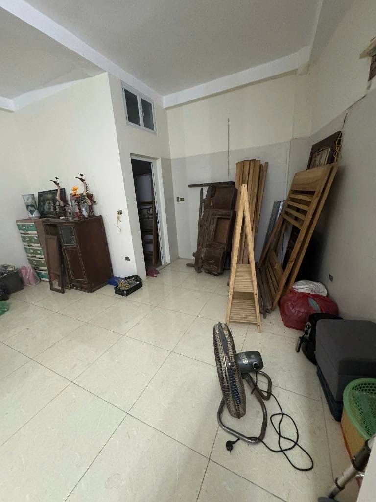 Bán nhà Ngõ Trại Cá - diện tích 48m2 4 tầng - Nhà dân xây chắc chắn - giá 10 tỷ