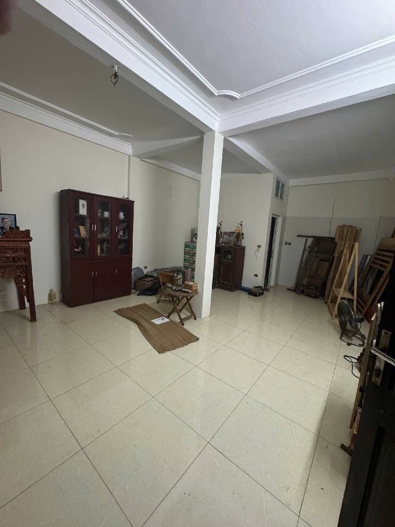 Bán nhà Ngõ Trại Cá - diện tích 48m2 4 tầng - Nhà dân xây chắc chắn - giá 10 tỷ