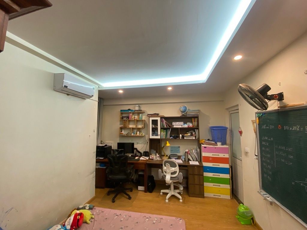 Bán nhà Tam Trinh - diện tích 81m2 1 tầng - Chung cư đẹp nhất Khu Vực - giá 6,75 tỷ