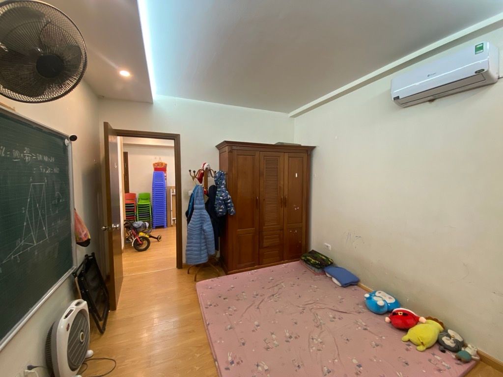 Bán nhà Tam Trinh - diện tích 81m2 1 tầng - Chung cư đẹp nhất Khu Vực - giá 6,75 tỷ