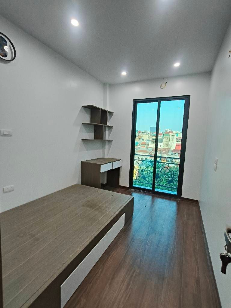 Bán nhà Ngõ Quỳnh - diện tích 32m2 5 tầng - Ô tô tránh đỗ cửa - giá 8,6 tỷ