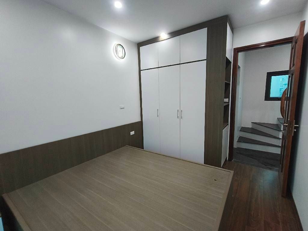 Bán nhà Ngõ Quỳnh - diện tích 32m2 5 tầng - Ô tô tránh đỗ cửa - giá 8,6 tỷ