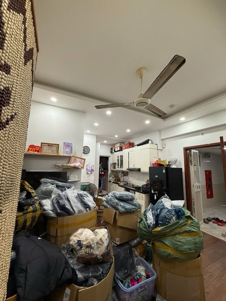 Bán nhà VP5 Linh Đàm - diện tích 58.3m2 23 tầng - Căn hộ VIP hướng Đông Nam - giá 5,2 tỷ