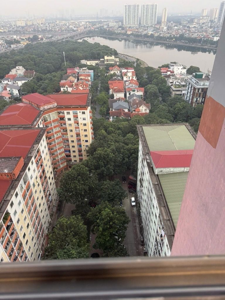 Bán nhà VP5 Linh Đàm - diện tích 58.3m2 23 tầng - Căn hộ VIP hướng Đông Nam - giá 5,2 tỷ