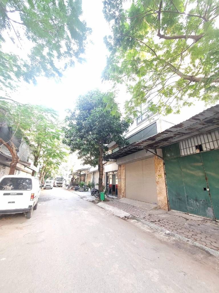 Bán nhà Hoàng Liệt - diện tích 60m2 1 tầng - Ô tô tải tránh - giá 21 tỷ