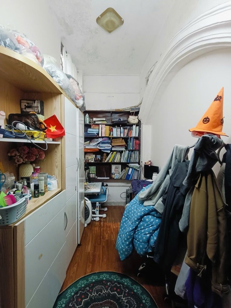 Bán nhà Hoàng Văn Thái - diện tích 42m2 3 tầng - Ô TÔ ĐỖ CỔNG - giá 11,8 tỷ