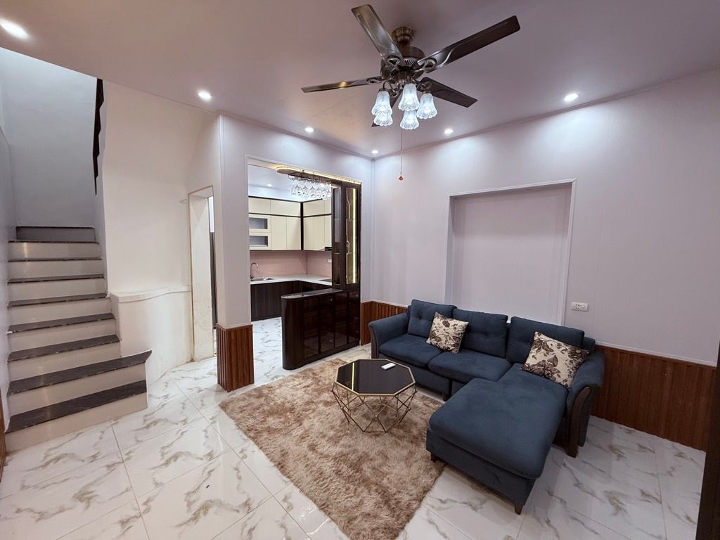 Bán nhà Kim Ngưu - diện tích 45.6m2 4 tầng - Ngõ nông, gần phố - giá 8,7 tỷ