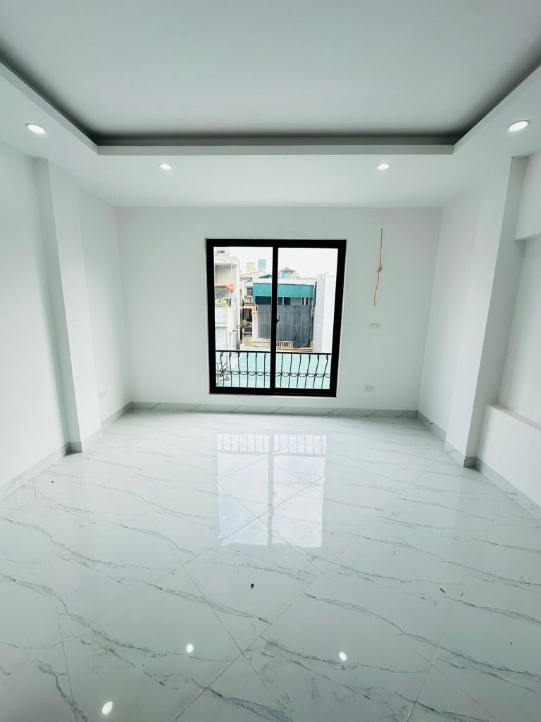 Bán nhà Thúy Lĩnh - diện tích 30m2 6 tầng - ô tô tránh - giá 7,4 tỷ