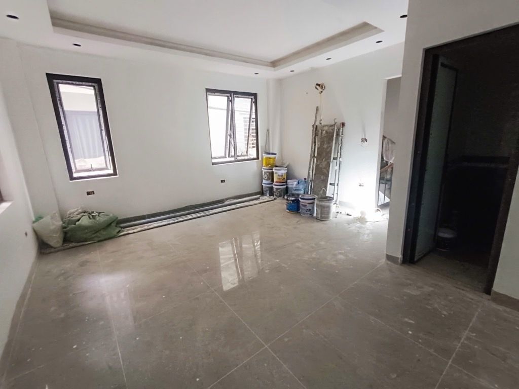 Bán nhà Khương Trung - diện tích 36,5m2 6 tầng - ô tô đỗ cửa - giá 16,2 tỷ