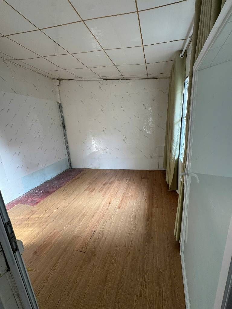 Bán nhà Bùi Xương Trạch - diện tích 23,8m2 3 tầng - ngõ 3 gác - giá 3,25 tỷ