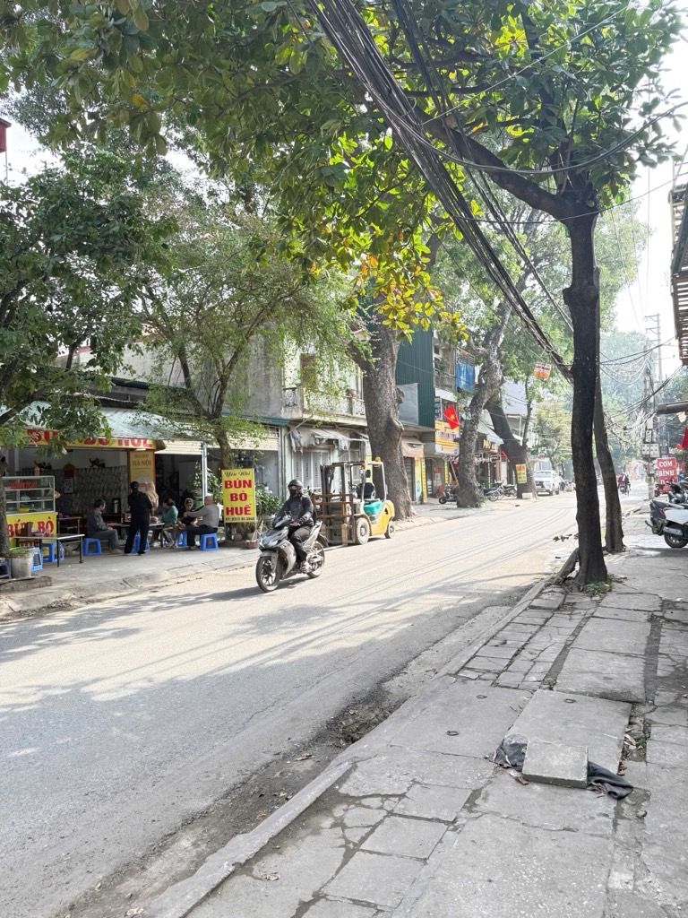 Bán nhà Thuý Lĩnh - diện tích 144m2 2 tầng - Mặt phố hiếm nhà bán - giá 16 tỷ