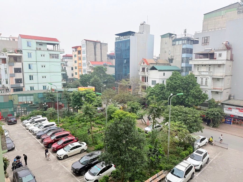 Bán nhà Nguyễn Xiển - diện tích 59.6m2 1 tầng - Ô TÔ - giá 5,7 tỷ